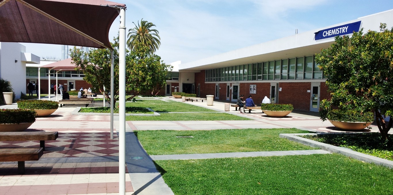 El Camino College - Porno Thumbnailed Pictures