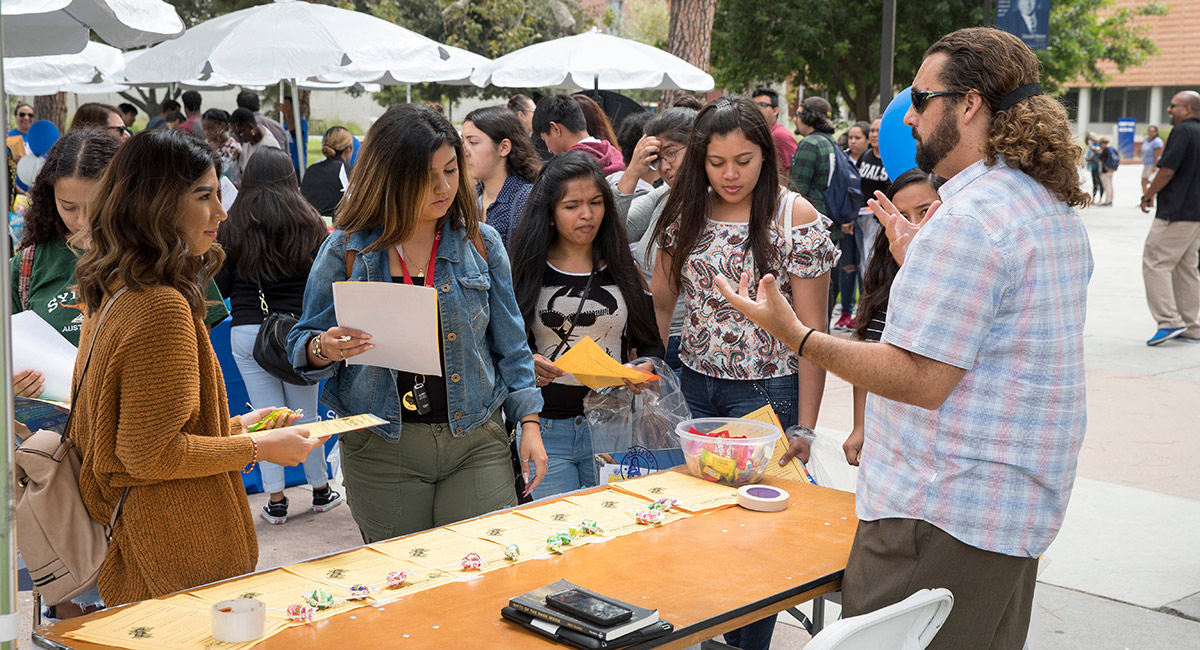 Welcome New Students!   